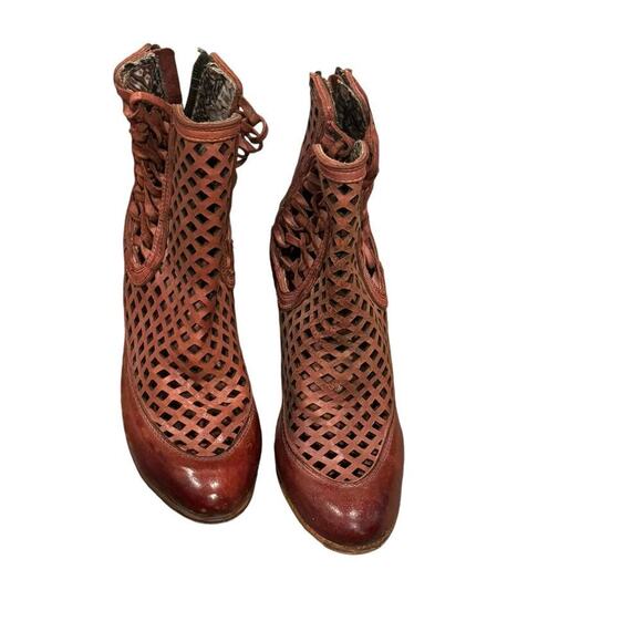 Freebird Steven Women's Lazor Leather Boots Leather Soles Red Size 6 NWOB - Picture 8 of 12